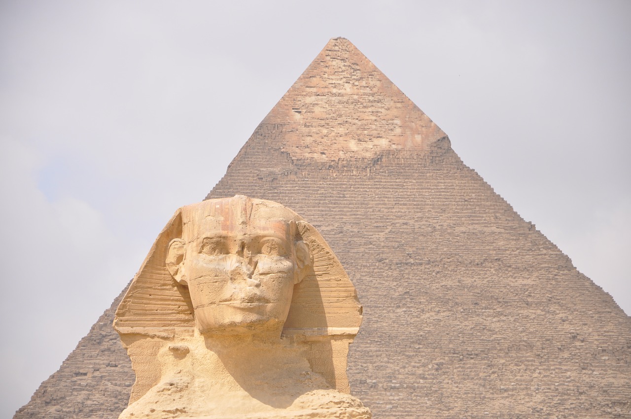 Verborgene Kammer in der Großen Pyramide entdeckt: Neue Erkenntnisse über antike Bauweisen auf sciblog.at