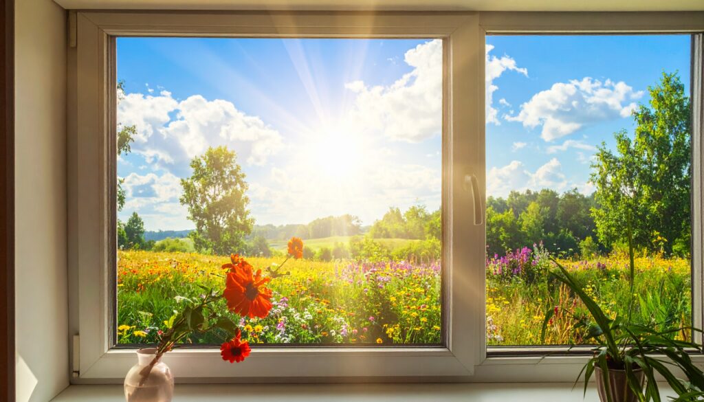Smarte Fenster gegen Hitze: Weniger Energie fürs Kühlen auf sciblog.at